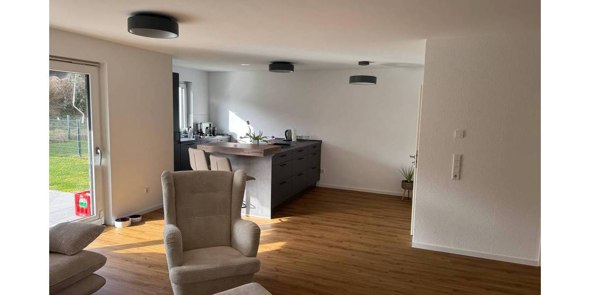 Etagenwohnung Dortmund Berghofen - 3 Zimmer, 90 m&sup2;, 1.360&euro; | Angebot:25288501