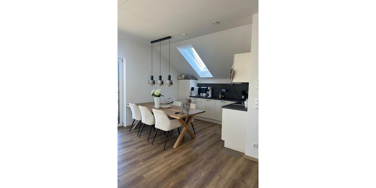Dachgeschoßwohnung Heldenstein - 2 Zimmer, 73 m&sup2;, 950&euro; | Angebot:26322276