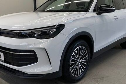 VW Tiguan 26.191 km 34.780 &euro; Cloppenburg 49661