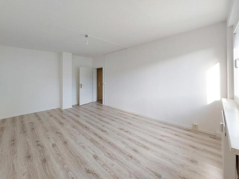 ** Einziehen & sparen – die erste Kaltmiete* übernehmen wir! ** zimmer