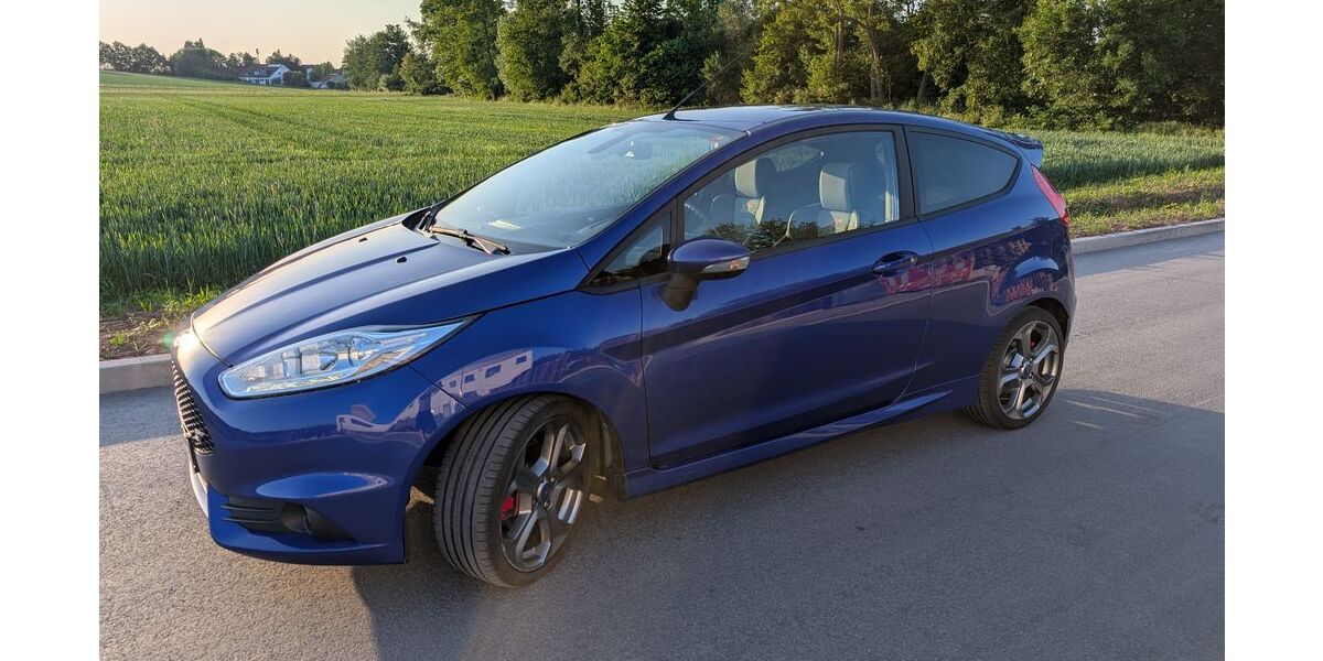Ford Fiesta 62.800 km 11.400 &euro; Winnenden 71364