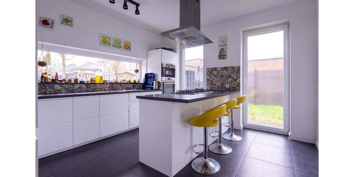 Etagenwohnung Gronau (Westfahlen) - 4 Zimmer, 138 m&sup2;, 569.000&euro; | Angebot:27134338