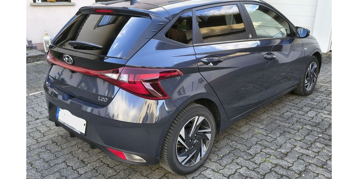 Hyundai i20 18.500 km 16.100 &euro; Bischbrunn 97836