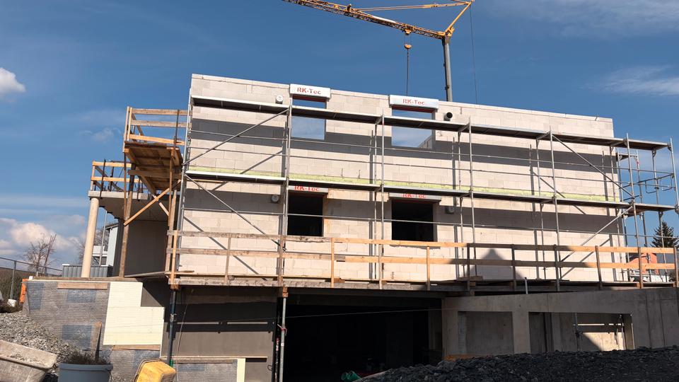 Etagenwohnung Weiden in der Oberpfalz - 3 Zimmer, 83 m&sup2;, 487.000&euro; | Angebot:27021009