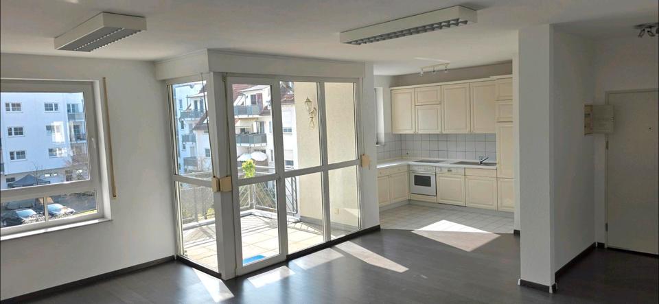 Etagenwohnung Raunheim - 3 Zimmer, 78 m&sup2;, 1.610&euro; | Angebot:25833976