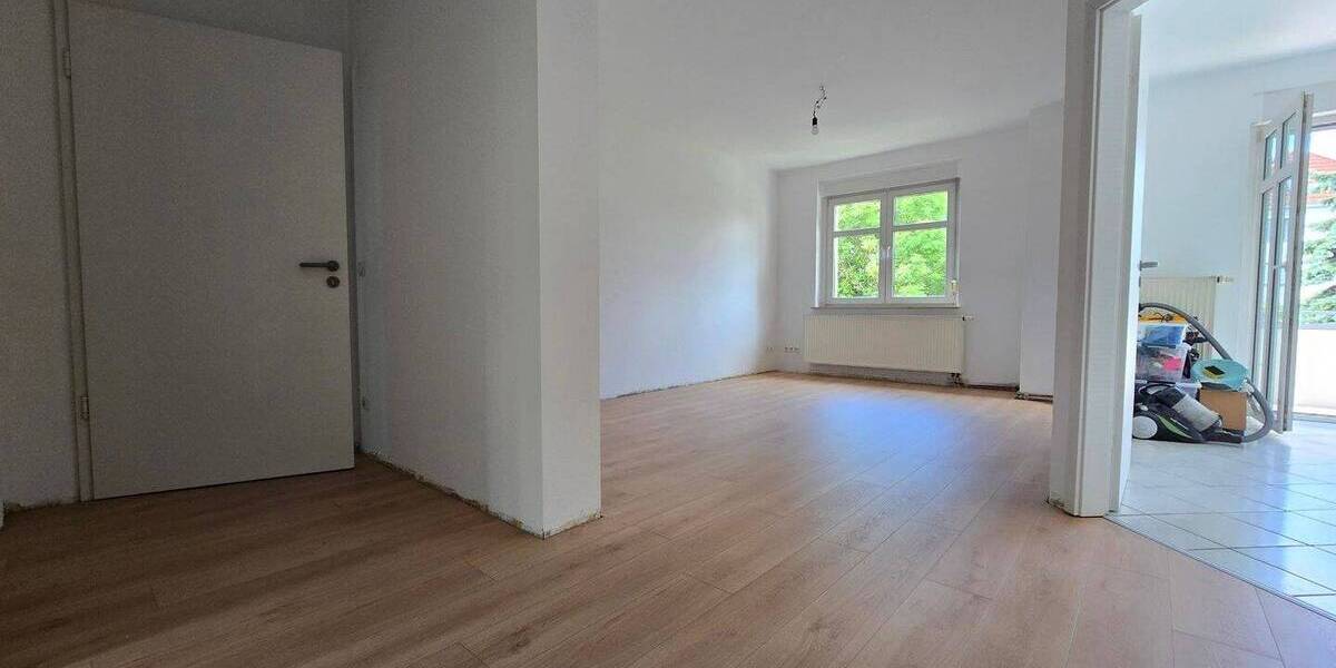 Etagenwohnung Dresden Cotta - 2 Zimmer, 61 m&sup2;, 599&euro; | Angebot:26804476