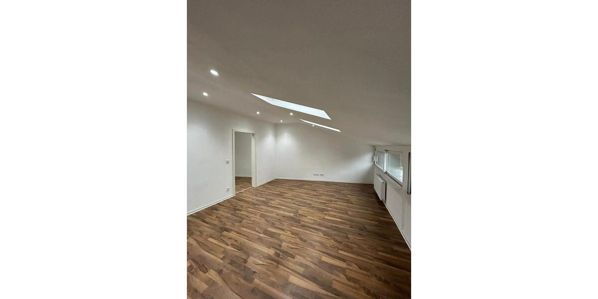 Dachgeschoßwohnung Friedrichsthal - 2 Zimmer, 70 m&sup2;, 600&euro; | Angebot:24610826