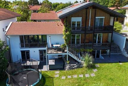 Traumhaftes Einfamilienhaus mit Bergblick und Einliegerwohnung 8 zimmer
