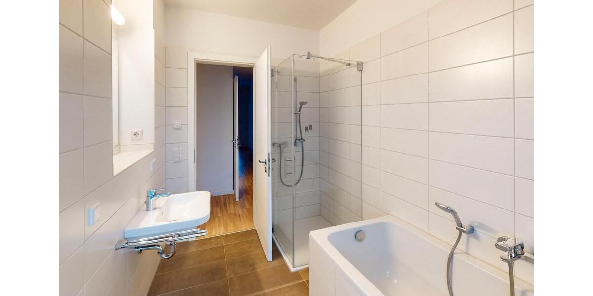 Etagenwohnung Erfurt Johannesplatz - 3 Zimmer, 96 m&sup2;, 1.150&euro; | Angebot:26384930