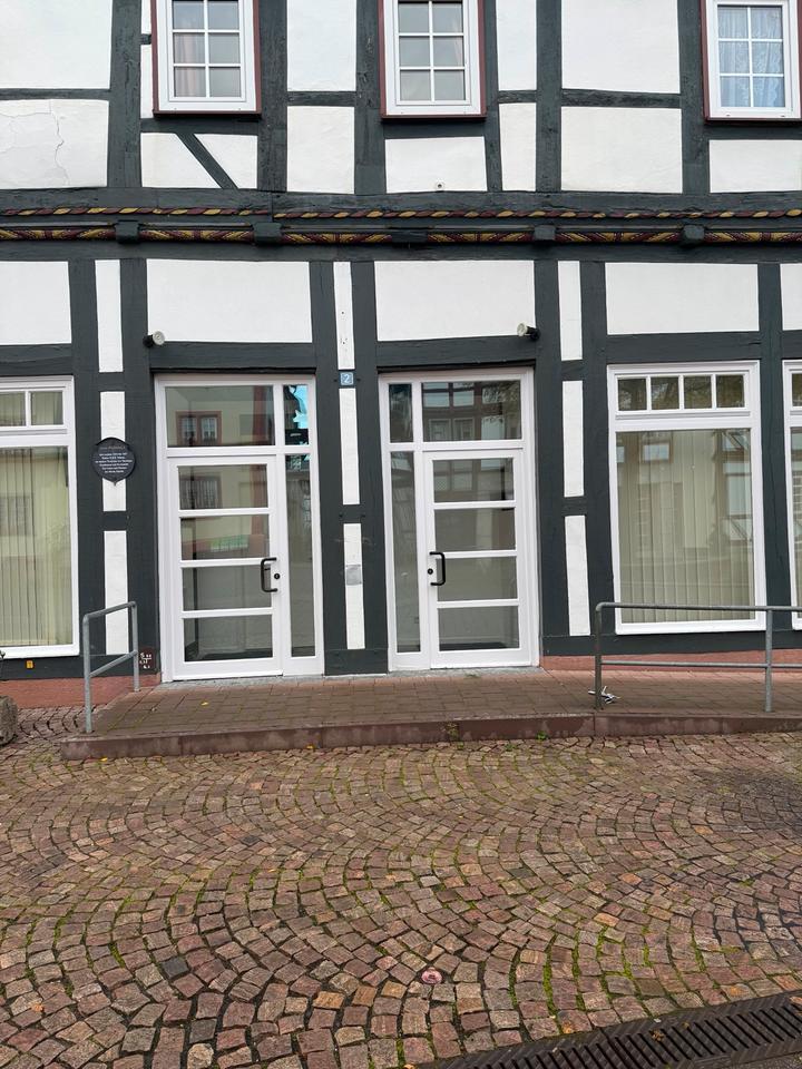 Renovierte 3ZKB, zentral in Rof, KM 950 € zimmer