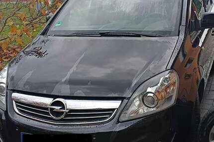 Opel Zafira 143.780 km 4.000 € Stolpen 01833