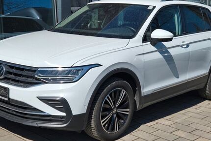 VW Tiguan 87.100 km 24.999 &euro; Dresden 01139