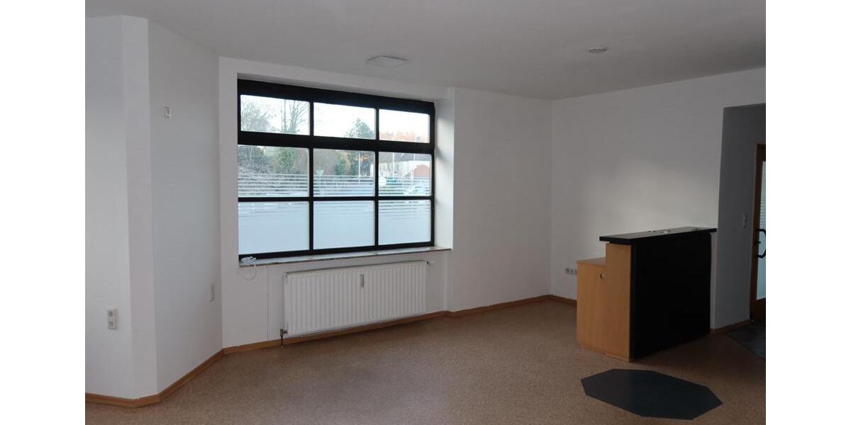 Gewerbeobjekt Schwalmstadt - 850&euro; | Angebot:25357209