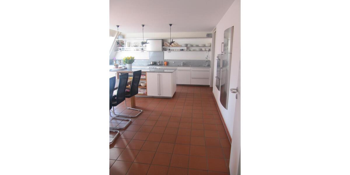 Einfamilienhaus Ettlingen - 6 Zimmer, 250 m&sup2;, 2.350&euro; | Angebot:26688722