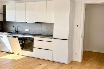 Erstbezug - Exklusive, helle 2-Zimmer Wohnung, Toplage an den Isarauen
