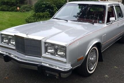 Chrysler New Yorker 185.000 km 14.900 &euro; Mülheim 45470