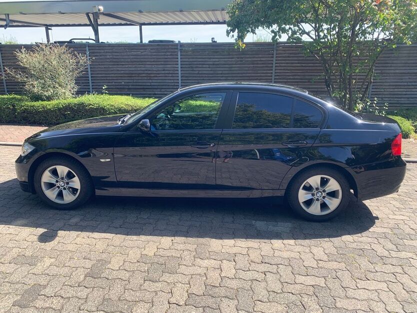 BMW 318 163.300 km 6.990 € Selters 65618