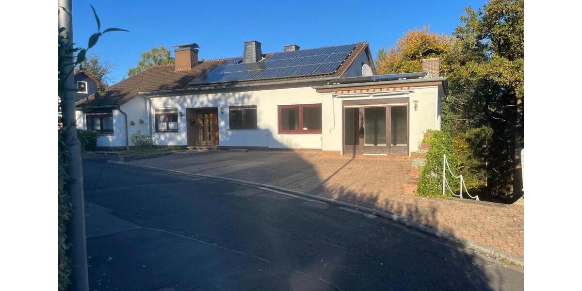 Doppelhaushälfte Hessisch Lichtenau - 8 Zimmer, 128 m&sup2;, 215.000&euro; | Angebot:26048226