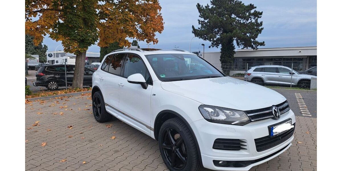 VW Touareg 228.050 km 15.900 € Mannheim 68309