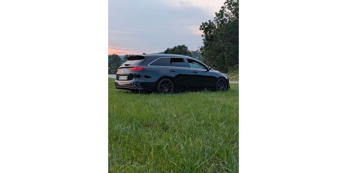 Kia ceed Sportswagon 143.000 km 12.500 &euro; Röhrnbach 94133