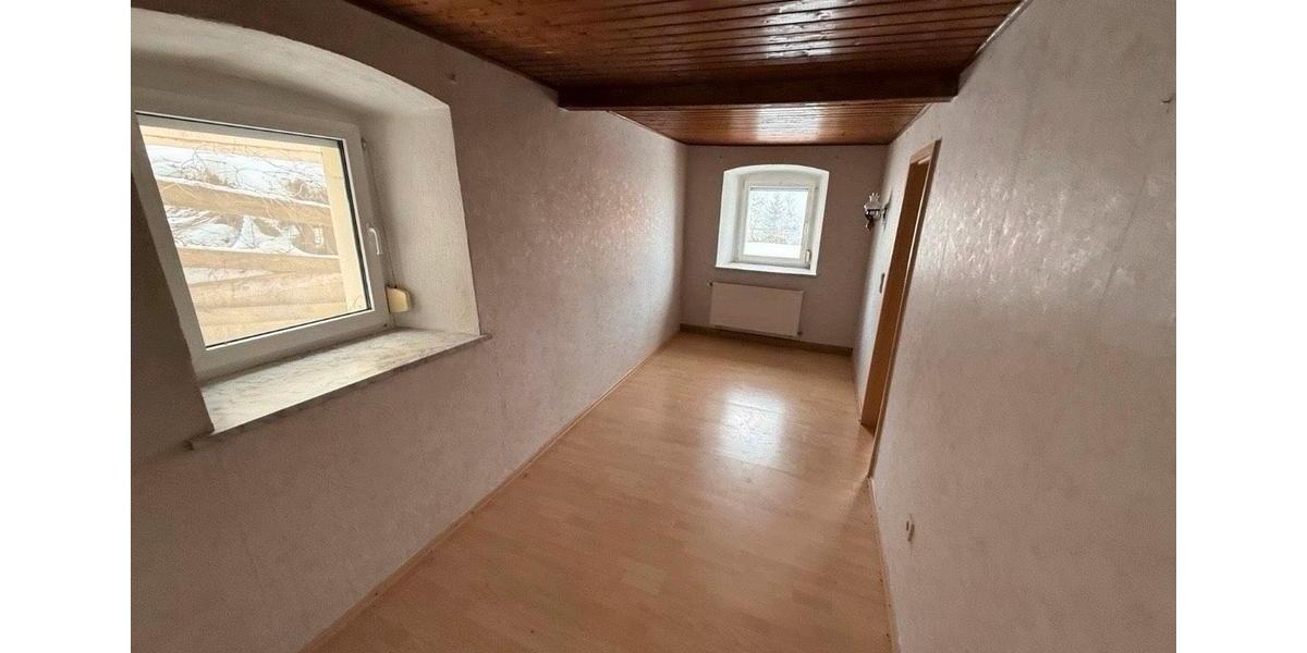 Einfamilienhaus Nürnberg Erlenstegen - 4 Zimmer, 100 m&sup2;, 129.000&euro; | Angebot:26342370