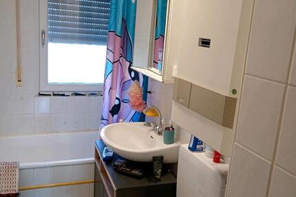 Helle zentral gelegene 2 Zimmer Wohnung in Hochheim 2 zimmer