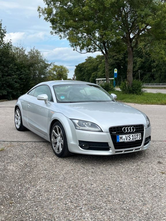 TT