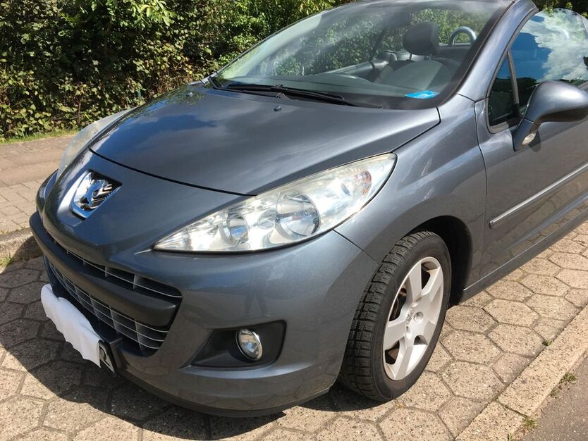 Peugeot 207 138.000 km 3.500 € Harburg - Neuwiedental 21147