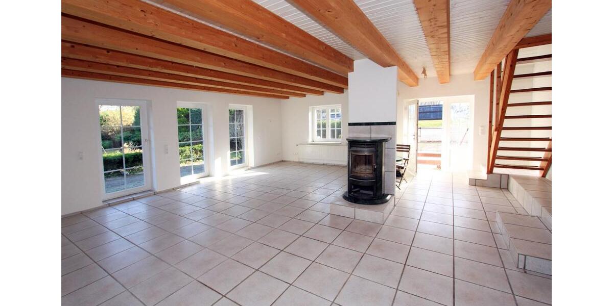 Doppelhaushälfte Blekendorf - 5 Zimmer, 178 m&sup2;, 1.500&euro; | Angebot:25591108