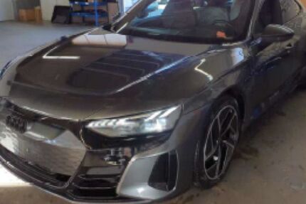 Audi e-tron GT 114.797 km 41.890 &euro; Heidenheim a. d. B. 89520
