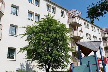 Wohnung Suhl - 3 Zimmer, 56 m&sup2;, 365&euro; | Angebot:26676878
