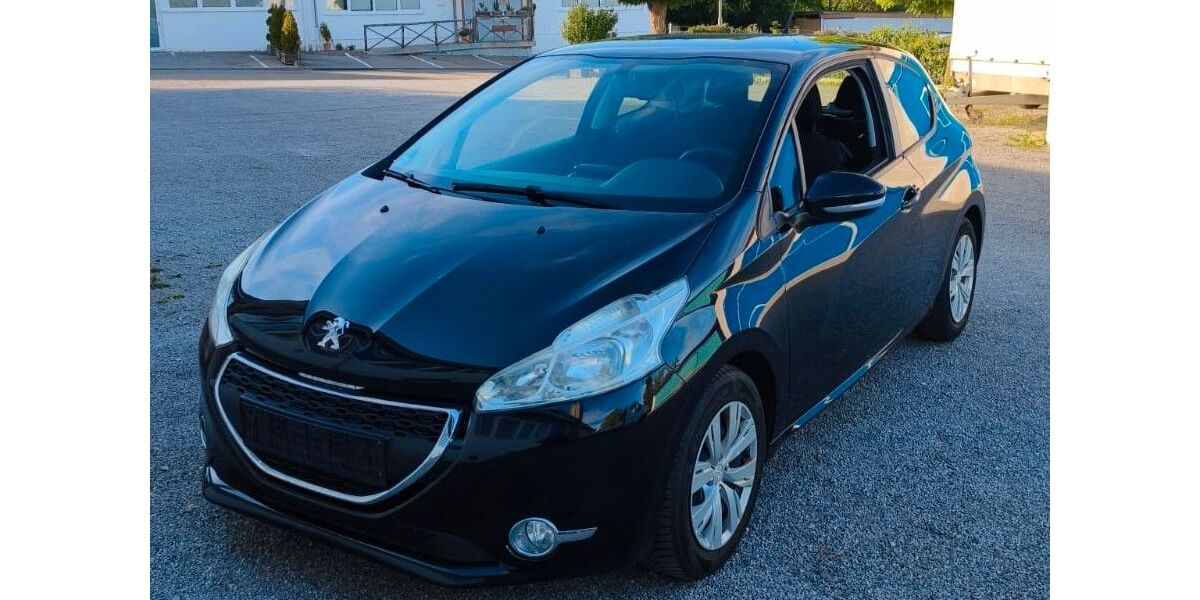 Peugeot 208 111.500 km 3.999 &euro; Dornstetten 72280