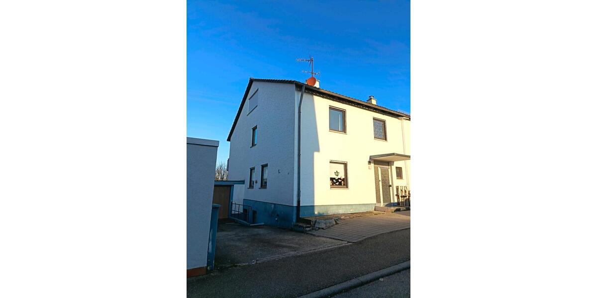 Doppelhaushälfte Winnenden - 7 Zimmer, 167 m&sup2;, 500.000&euro; | Angebot:25658582