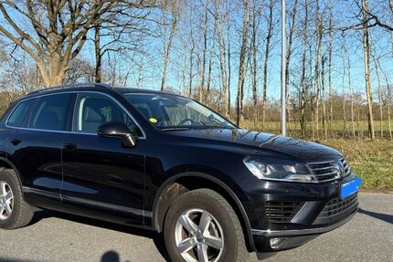VW Touareg 152.000 km 22.399 &euro; Horst 25358