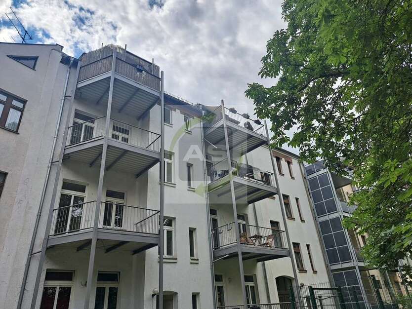 Wohnung zum Mieten in Zwickau 300 € 47.96 m²