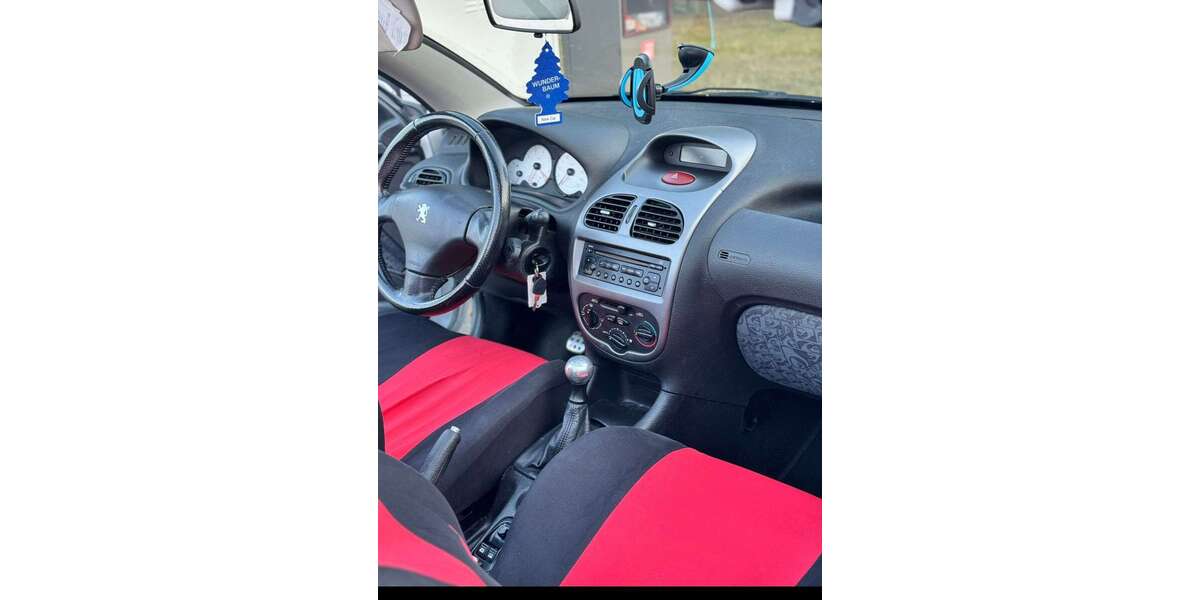 Peugeot 206 168.000 km 1.600 &euro; horst 25358
