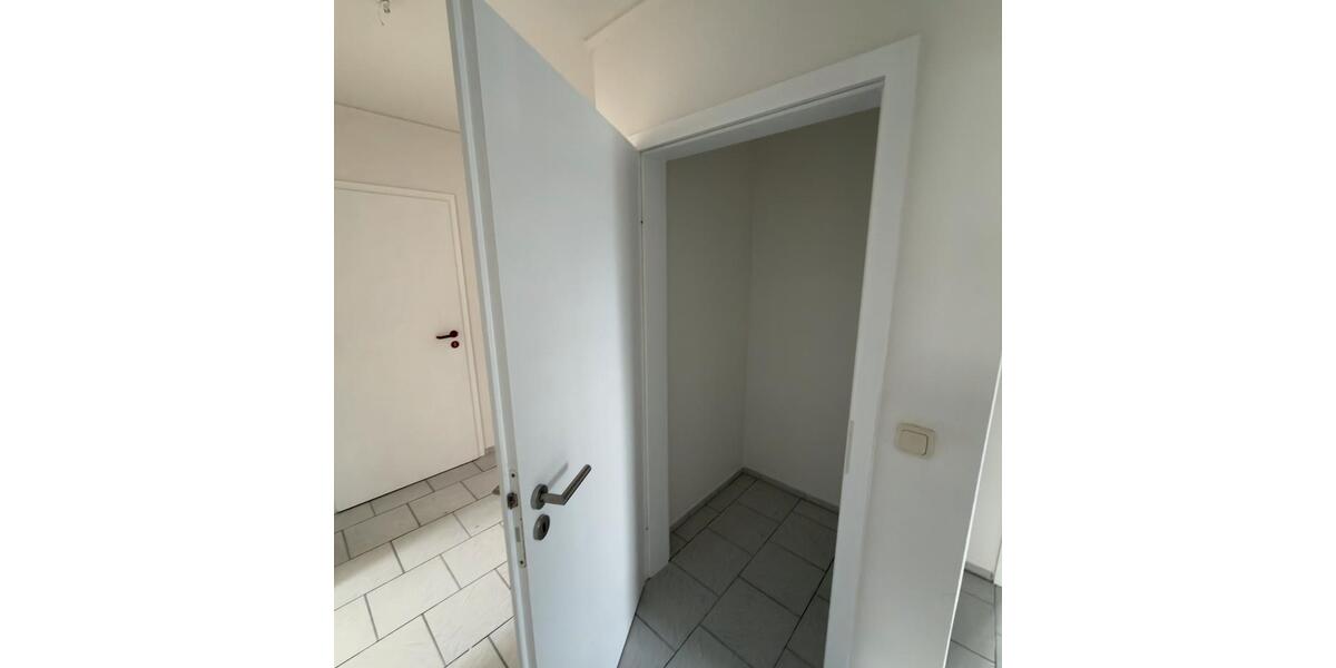 Etagenwohnung Bodenwöhr - 3 Zimmer, 76 m&sup2;, 620&euro; | Angebot:26183688