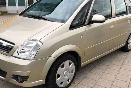Opel Meriva 82.400 km 2.900 € Regensburg 93059