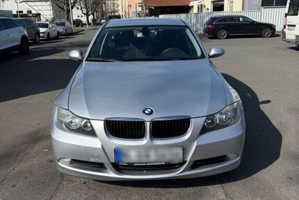 BMW 320 336.000 km 3.800 &euro; Schwandorf 92421