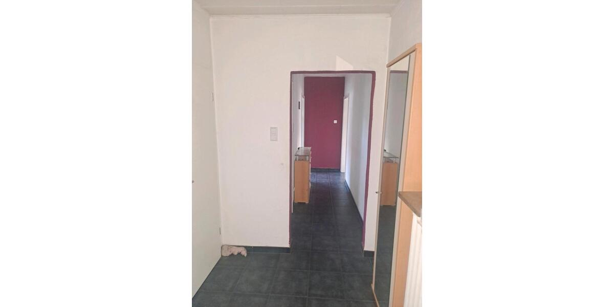 Etagenwohnung Finnentrop - 5 Zimmer, 115 m&sup2;, 850&euro; | Angebot:25299083