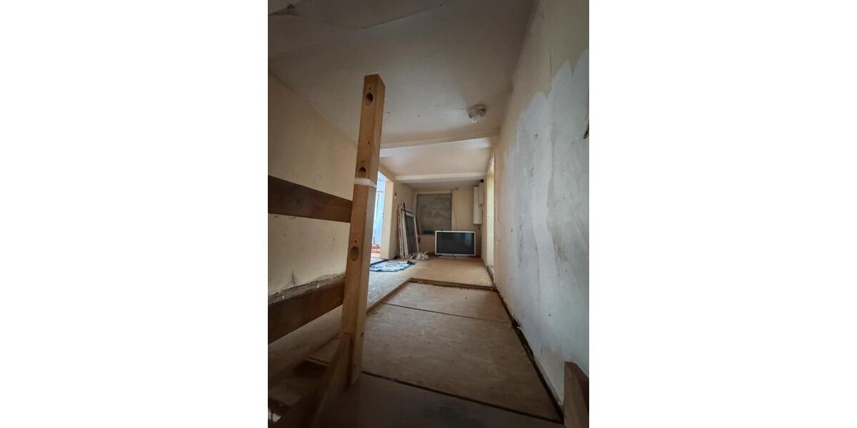 Einfamilienhaus Nordstemmen - 8 Zimmer, 1.000 m&sup2;, 129.900&euro; | Angebot:25174981