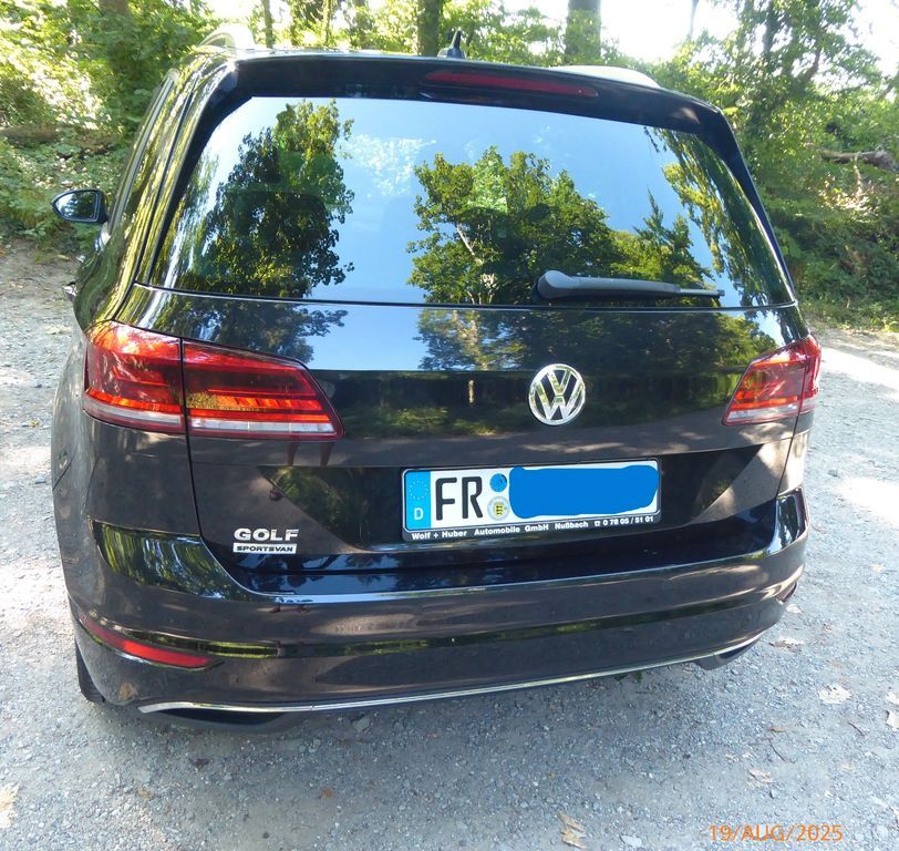 VW Golf Sportsvan 56.322 km 17.450 € Ehrenkirchen 79238