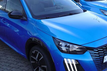 Peugeot 208 30.700 km 16.690 &euro; Meißen 01662