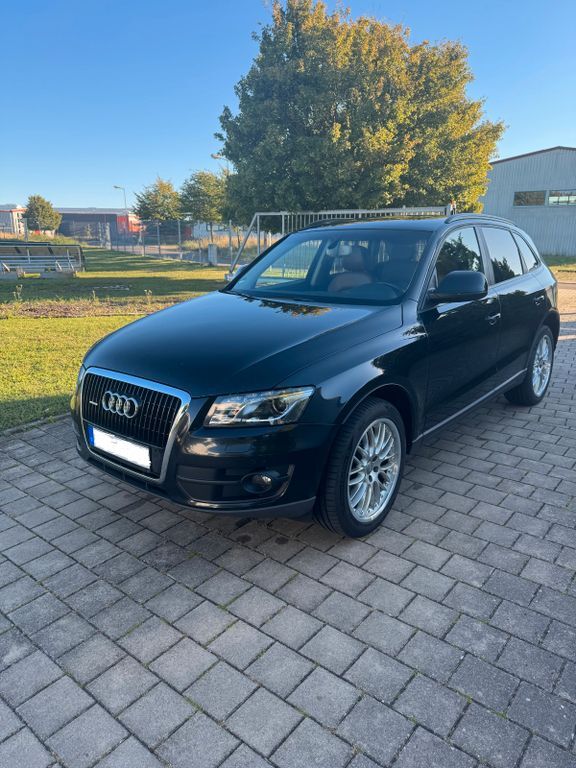 Audi Q5 320.000 km 9.990 € Weikersheim 97990