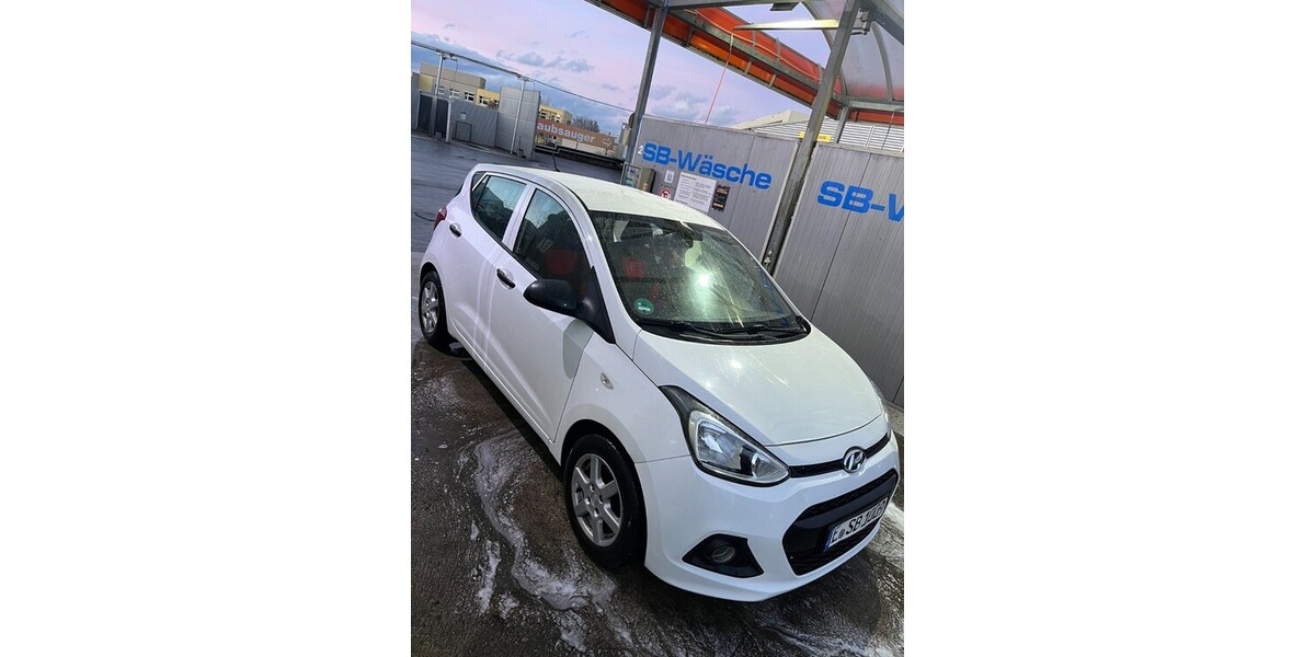 Hyundai i10 65.000 km 4.500 &euro; Essen 45121