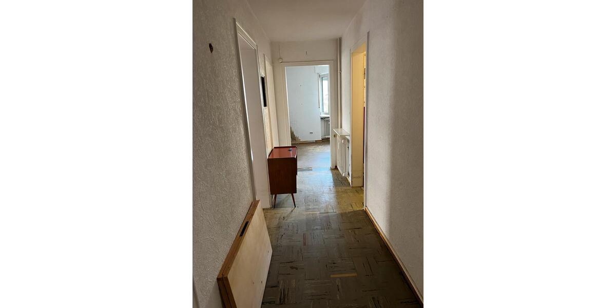 Hochparterre Darmstadt Bessungen - 4 Zimmer, 90 m&sup2;, 450.000&euro; | Angebot:27142684