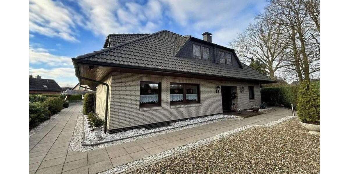 Einfamilienhaus Kaltenkirchen - 9 Zimmer, 415 m&sup2;, 698.400&euro; | Angebot:25782138