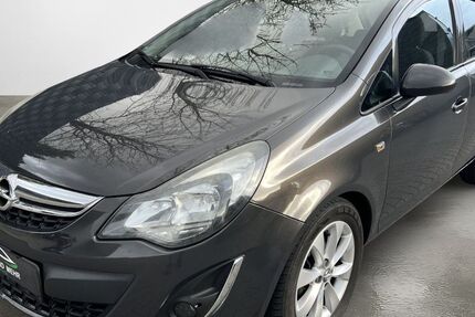 Opel Corsa 137.250 km 4.990 &euro; Paderborn 33100