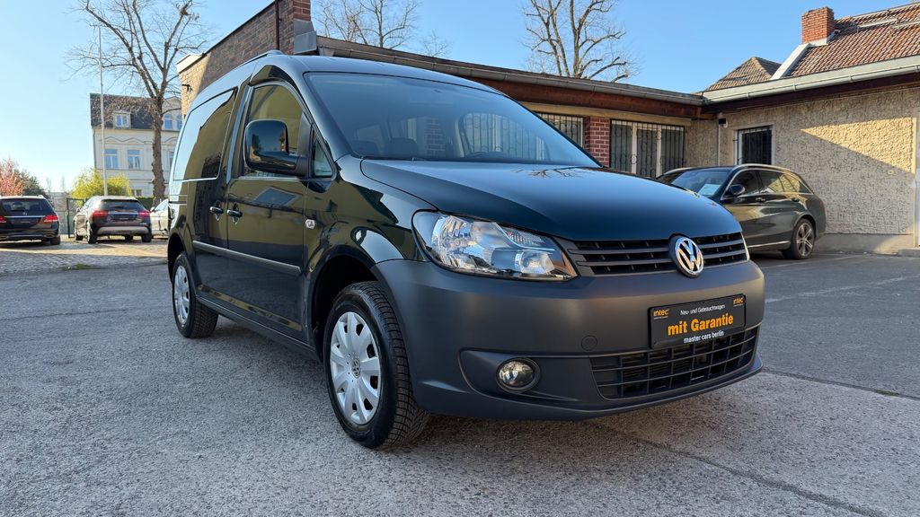 VW Caddy 142.003 km 9.999 &euro; Berlin 13127