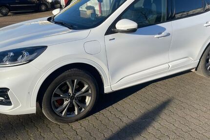 Ford Kuga 40.300 km 32.990 &euro; Elmshorn 25335